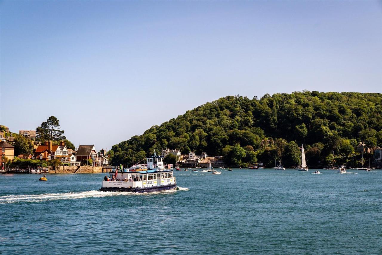 Gulls Rest - Charming Cottage In The Heart Of Historic Дартмаут Экстерьер фото